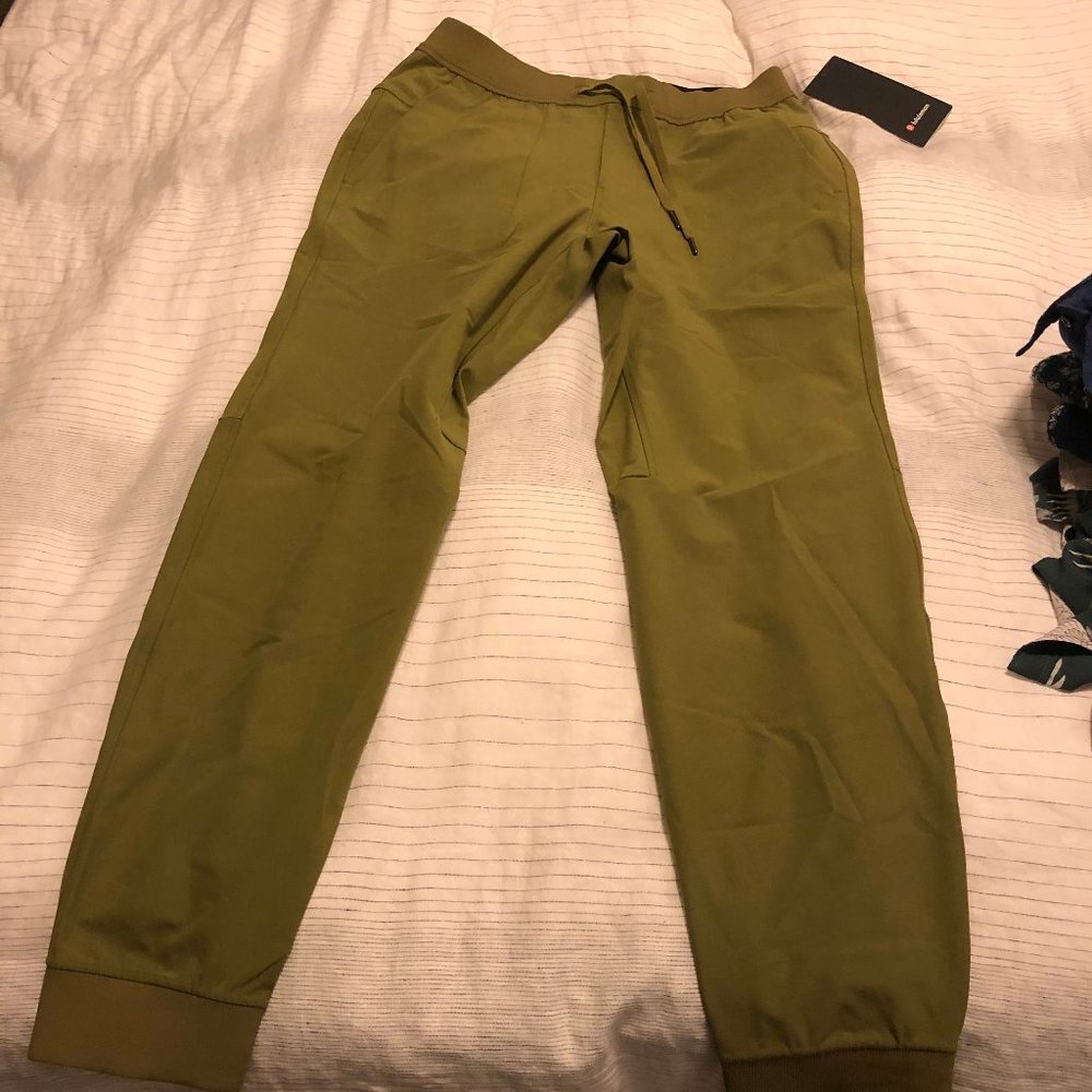 Lululemon ABC Jogger - Brand New